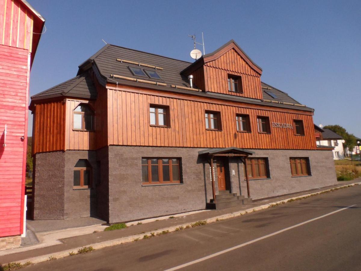 Apartman Eskadra 02 Horní Malá Úpa 外观 照片